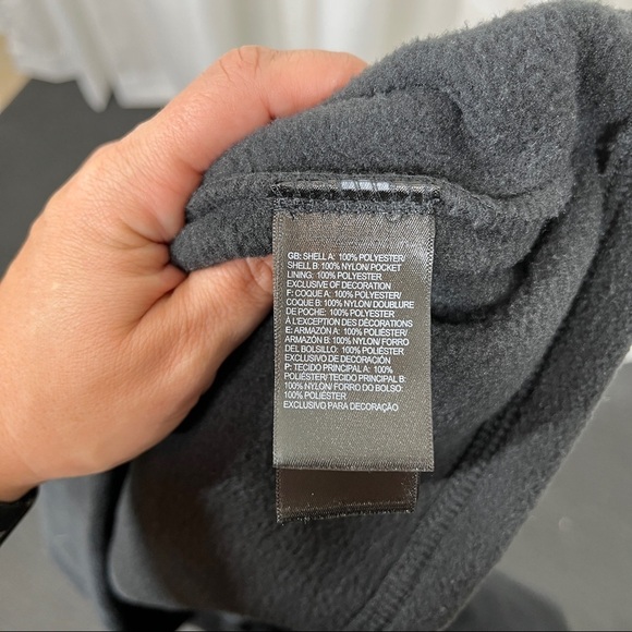 The North Face black 1/2 zip fleece jacket NWUT - Picture 5 of 7